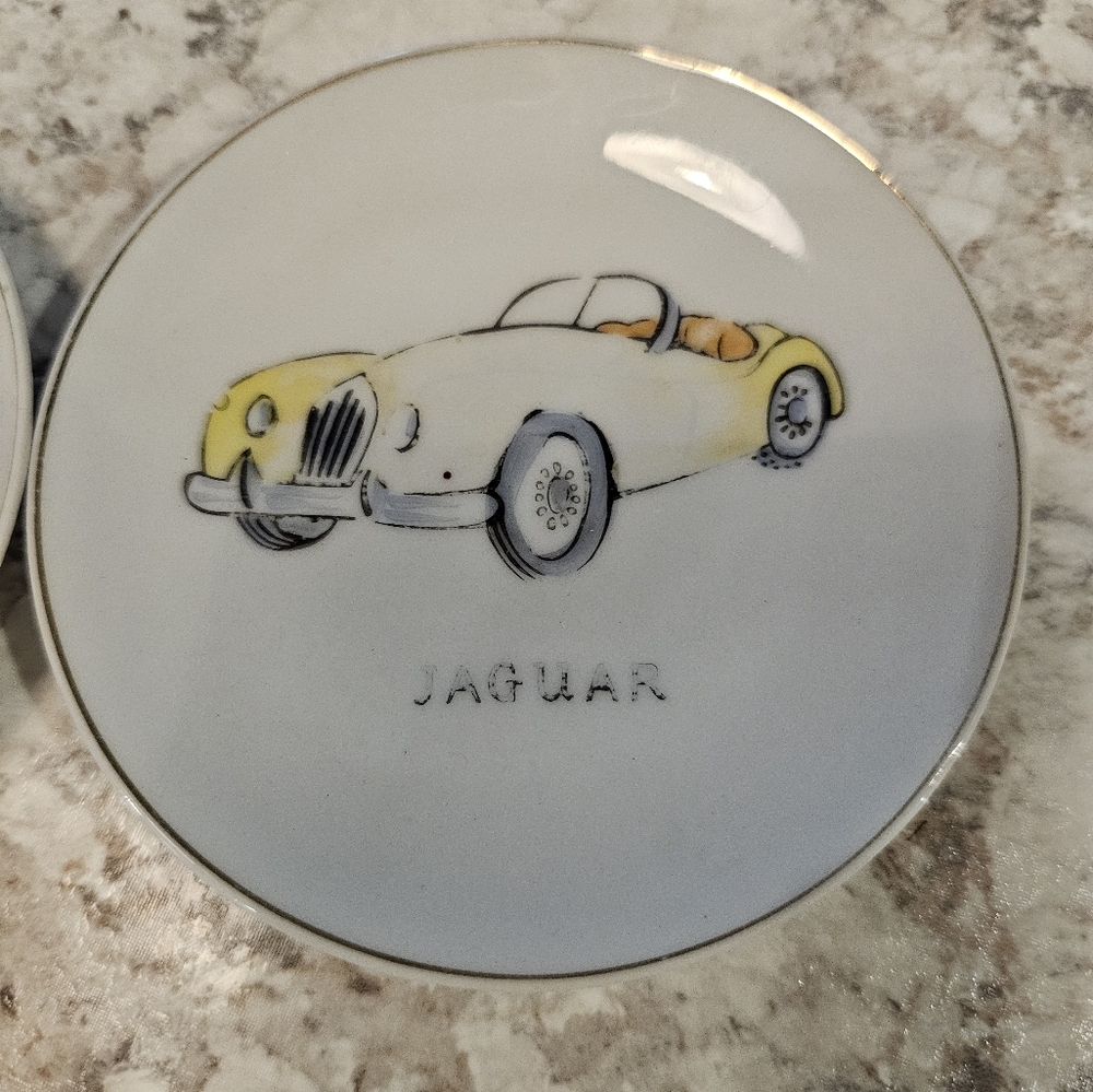 Vintage Lefton China Butter Pat Plate Featuring Vintage Cars - Picture 2 of 9